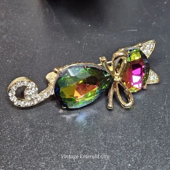 Goldtone Mr. Cat Bow Cyrstal Brooch Rhinestone Tail & Ears Iridescent Kitty Pin - Picture 10 of 13